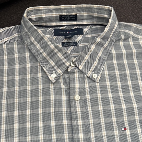 Tommy Hilfiger Men’s Button Down XL - Picture 3 of 7